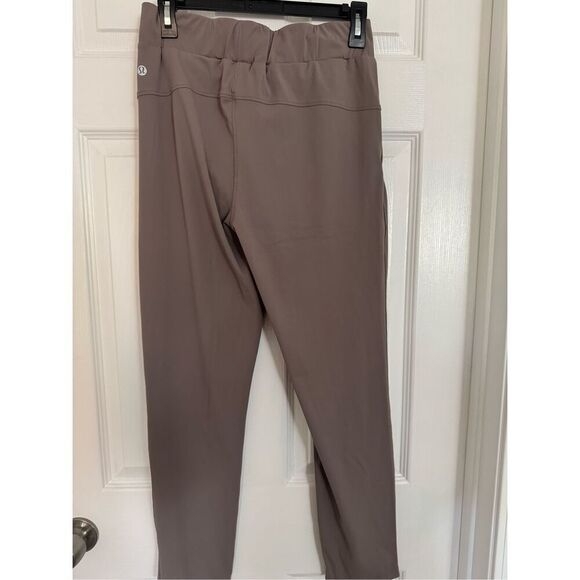 Lululemon leggings fly jogger - Picture 3 of 3